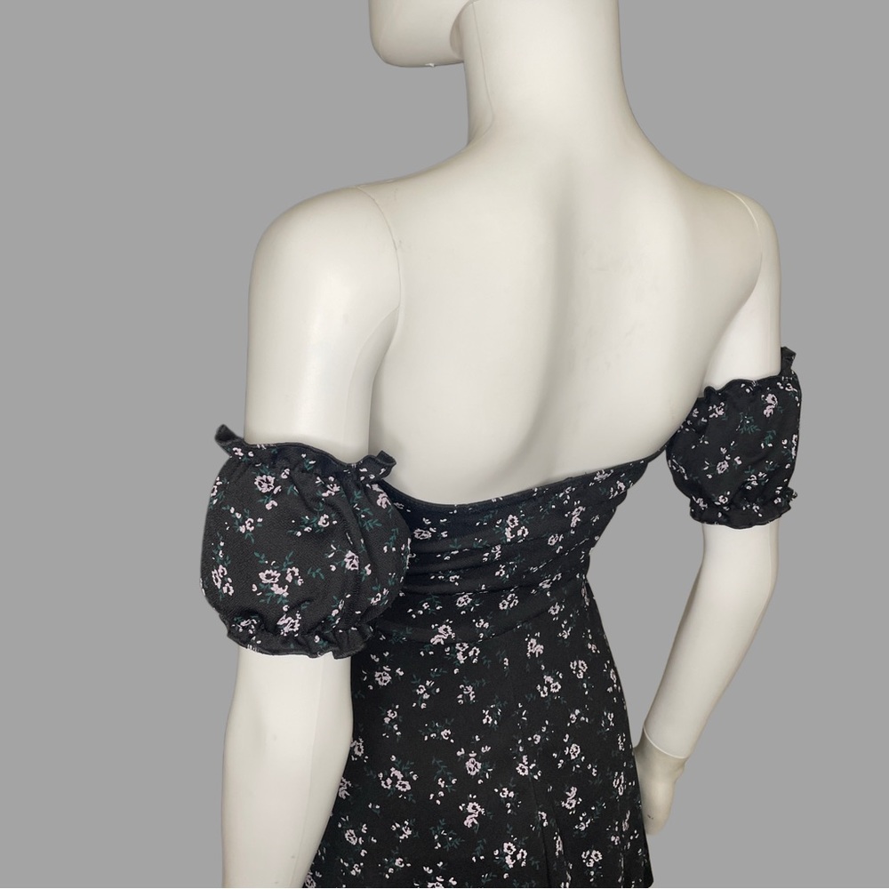 Prettylittlething Off The Shoulder Floral Print Skater Girl Dress - Picture 3 of 5